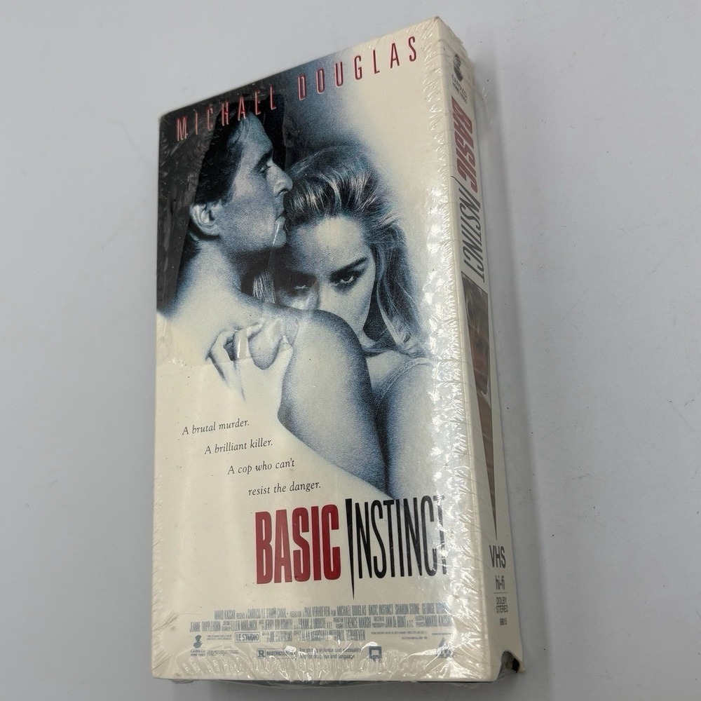 Basic Instinct VHS Factory Sealed 1992 Michael Douglas Sharon Stone Thriller